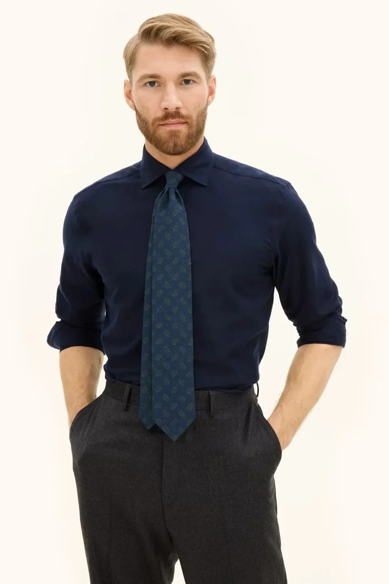 Reg Fit Cut Away Brushed Flannel - 210 Navy