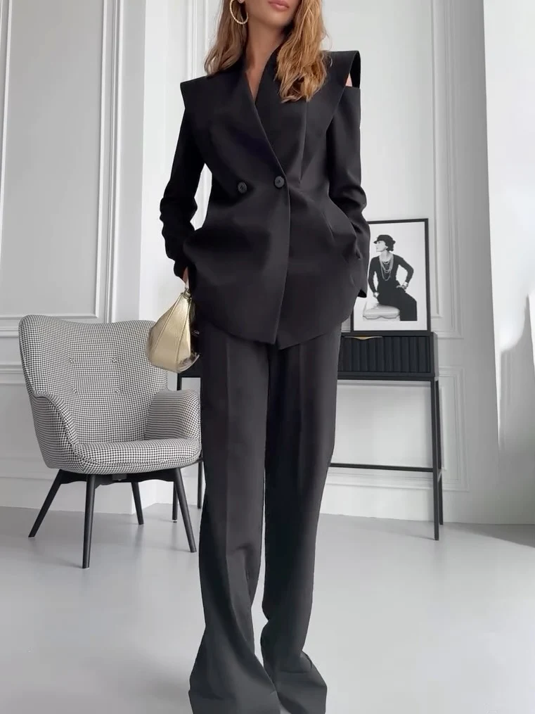 Elegant Double-breasted Off-the-shoulder Blazer