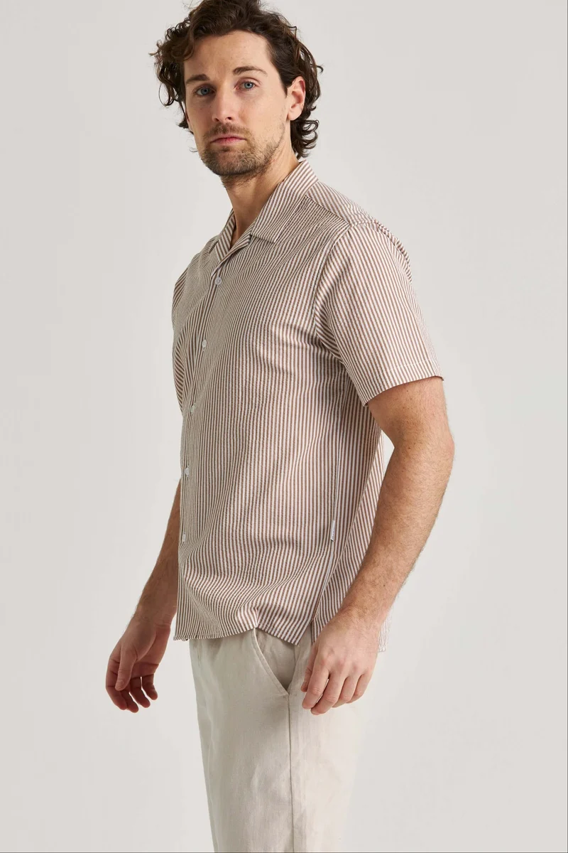 Beige resortskjorta