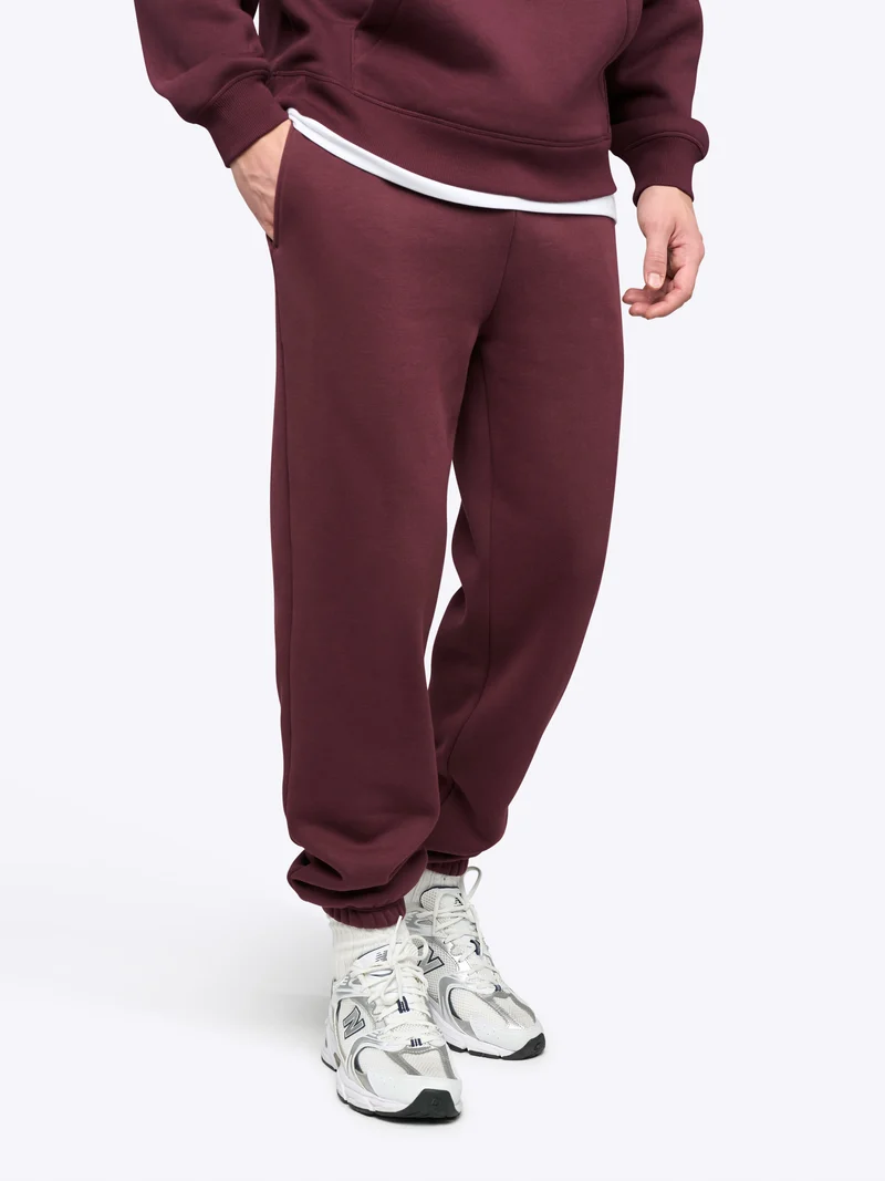 Divine Fleece Sweatpant | Currant Classic-fit