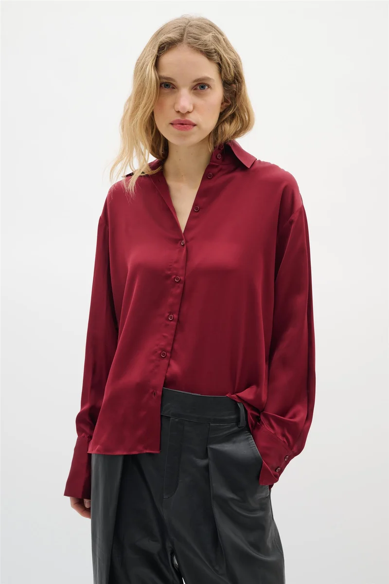 PaulineIW Shirt