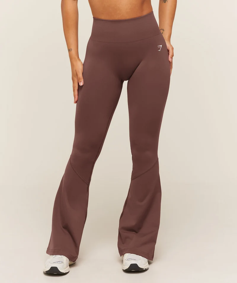 Gymshark Everyday Seamless Flared Leggings - Espresso Brown