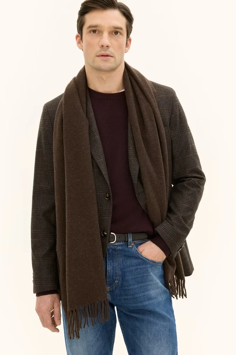 Scarf - 544 Matt Brown