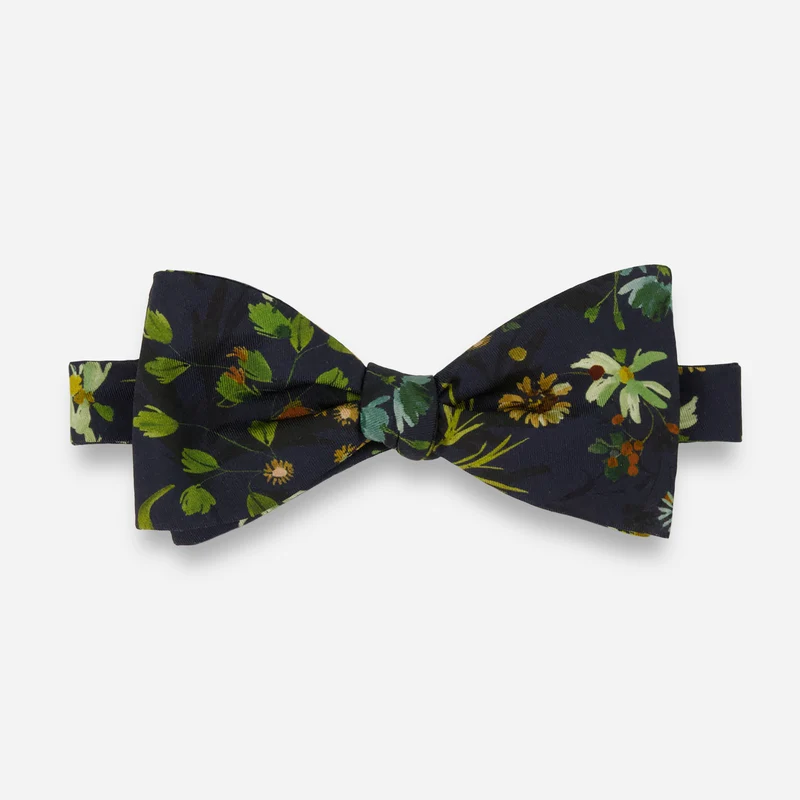 Kelly Ventura x The Tie Bar Eden Floral Navy Bow Tie