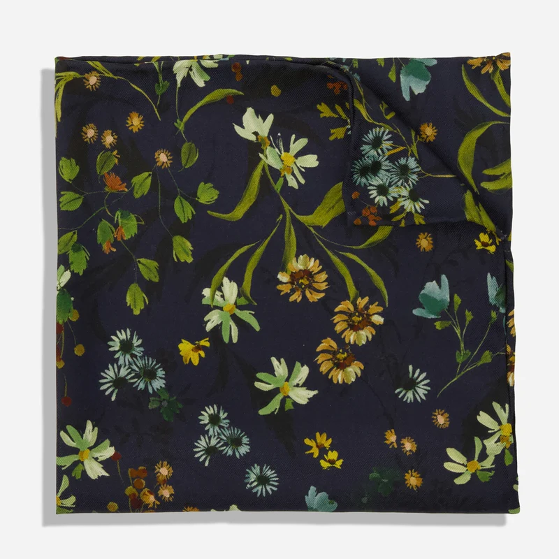 Kelly Ventura x The Tie Bar Eden Floral Navy Pocket Square