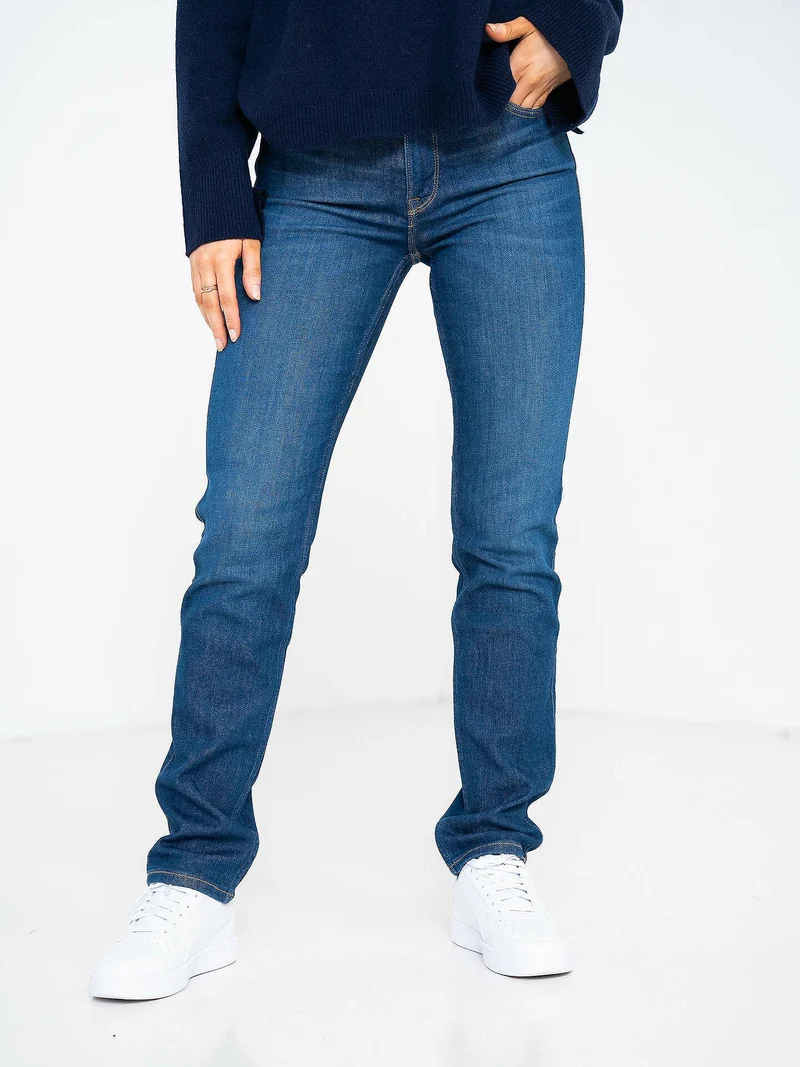 Elly Slim Fit Jeans
