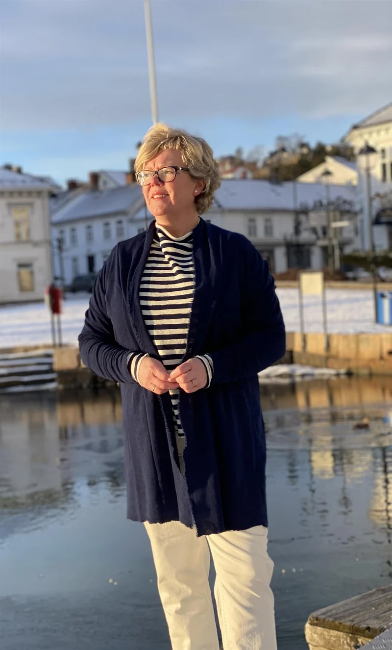 Lang Cardigan
