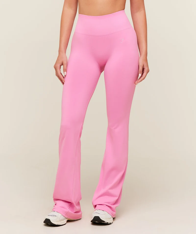 Gymshark Soft Sculpt Flared Leggings - Focus Pink