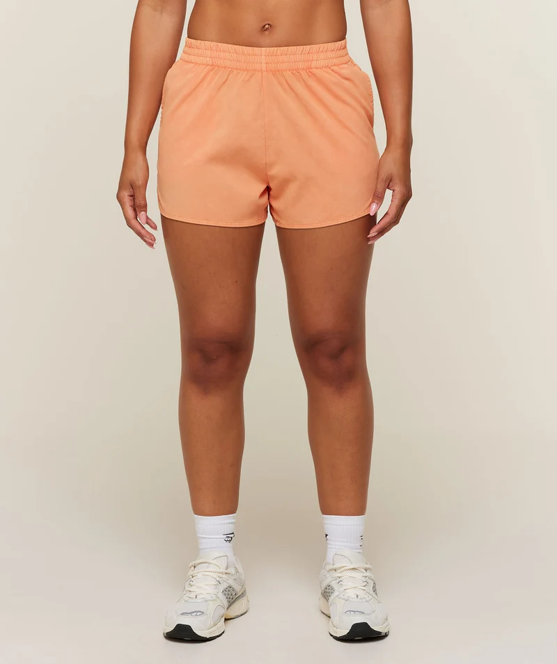 Gymshark Washed Pastel Woven Shorts - Dayglow Peach/Wash