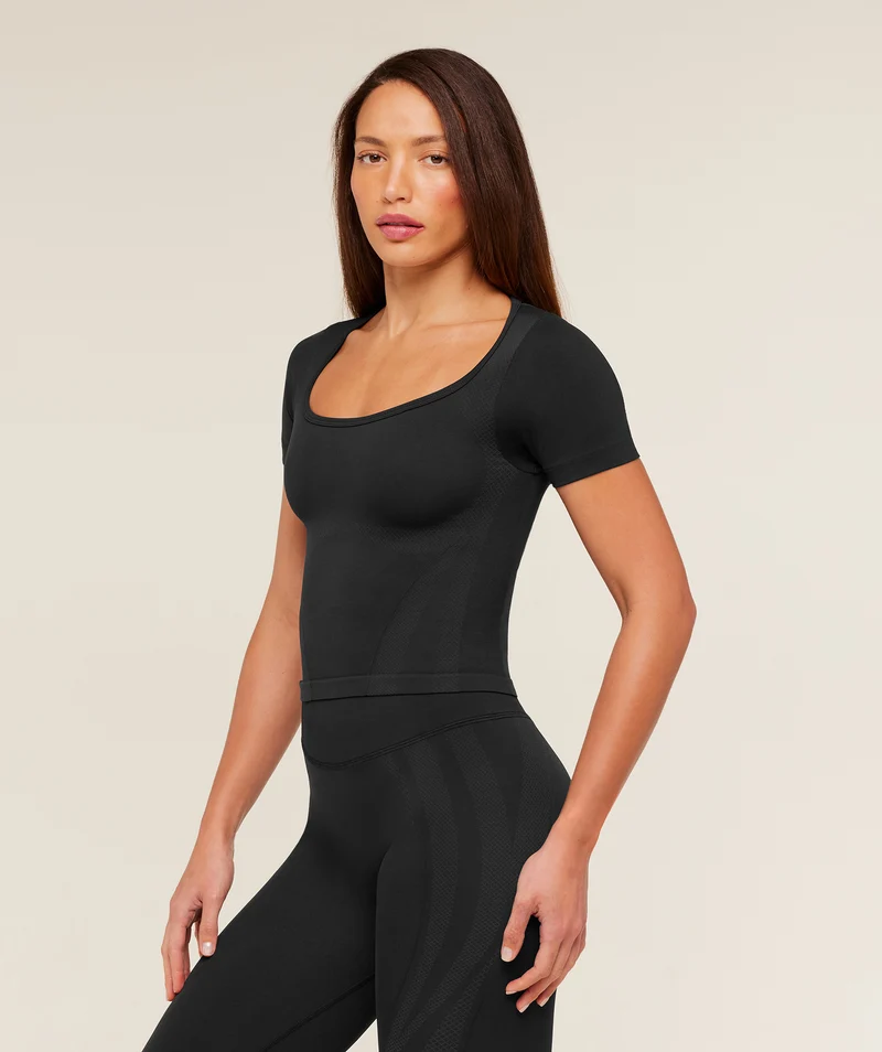 Gymshark Weekend Seamless Short Sleeve Top - Black/Asphalt Grey