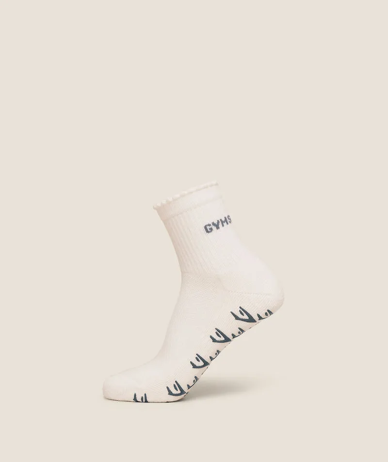 Gymshark Frill Pilates Midi Sock - Soft White/Iron Blue
