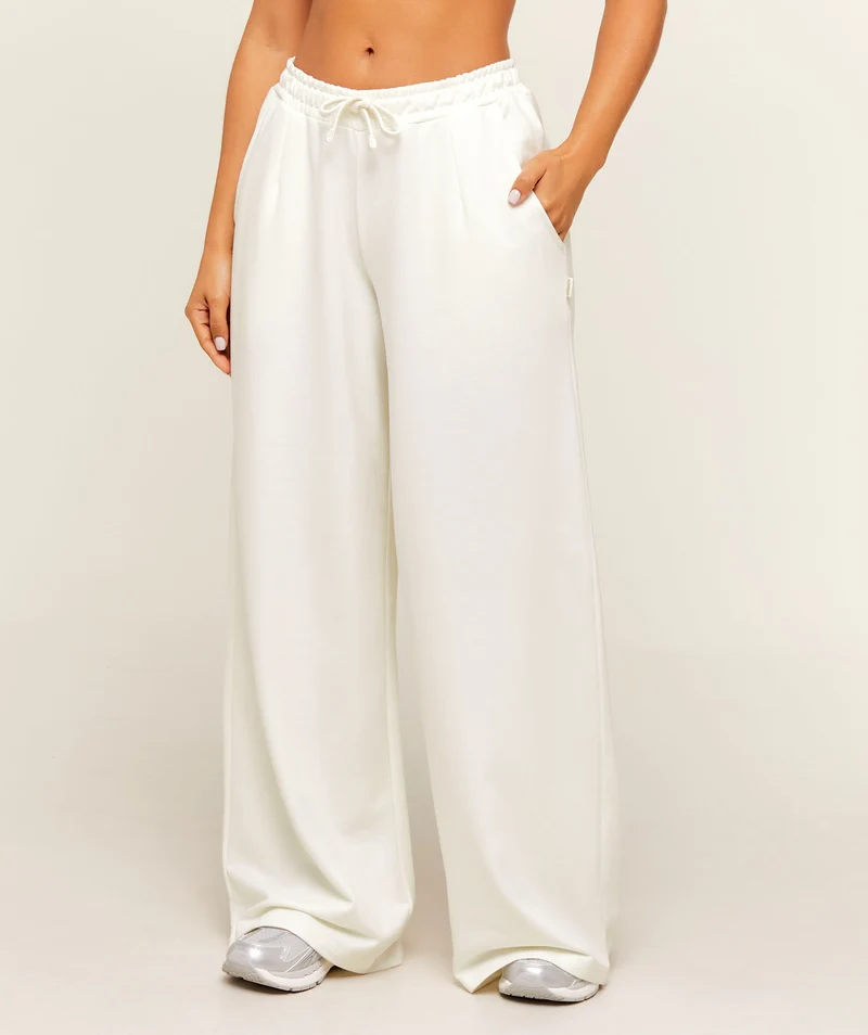 Gymshark Lightweight Wide Leg Pant Short - Soft White