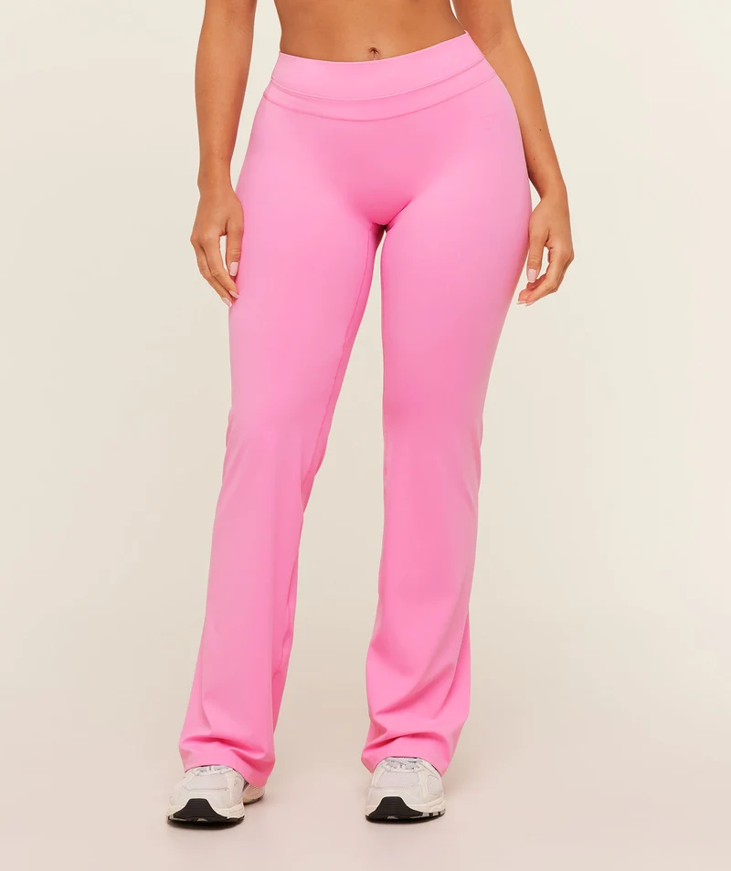 Gymshark Whitney Mid Rise Flared Legging - Focus Pink