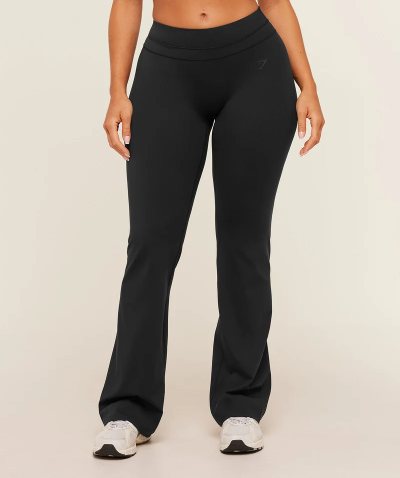 Gymshark Whitney Mid Rise Flared Legging - Black