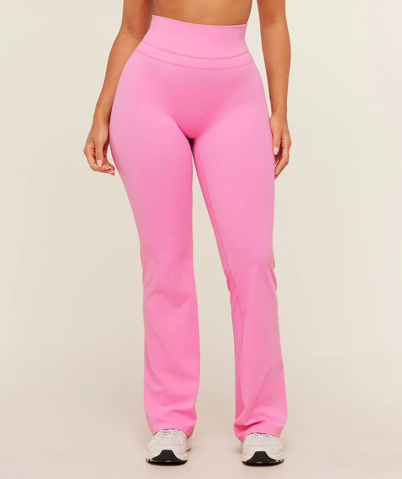 Gymshark Whitney Regular Flared Legging - Focus Pink