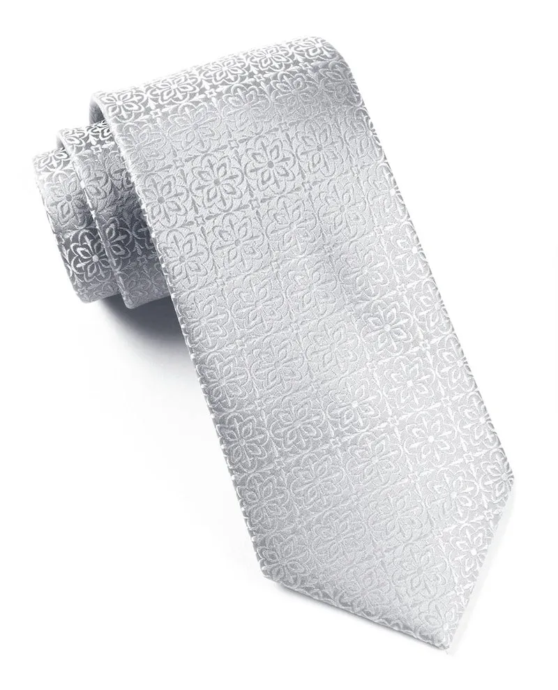 Opulent Silver Tie
