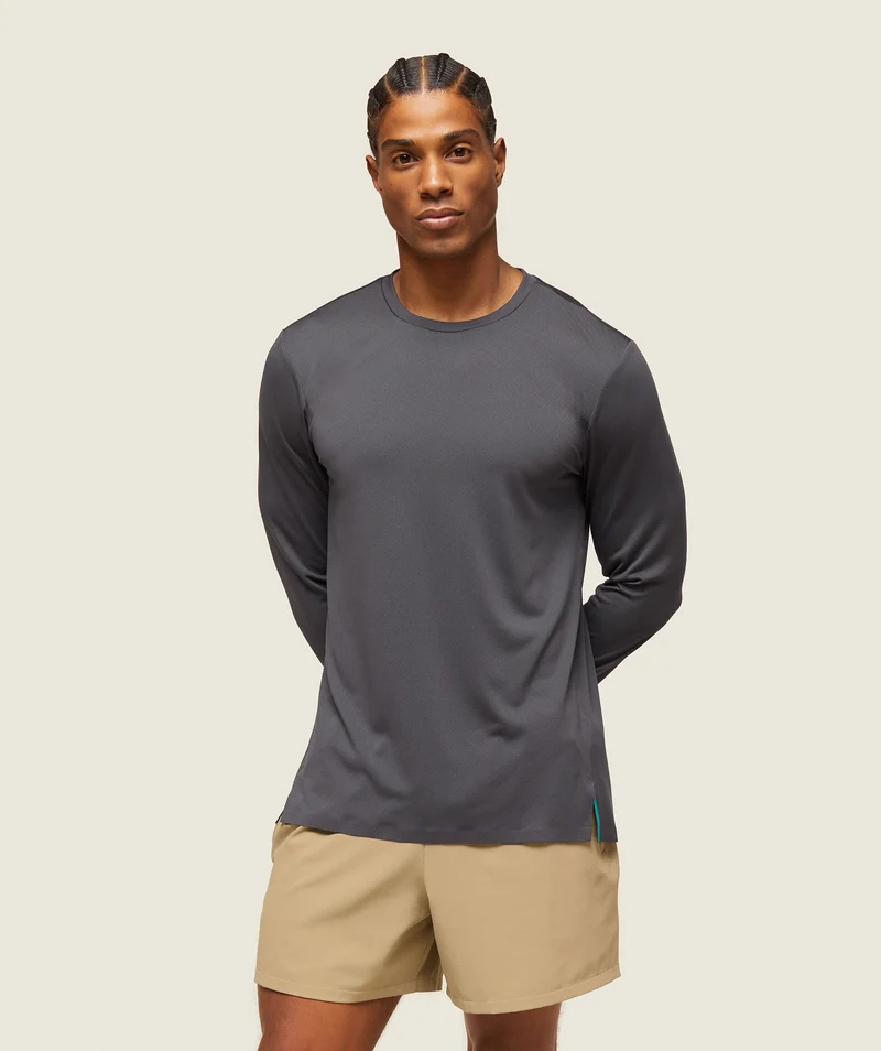 Gymshark Everywear Tech Long Sleeve Tee - Onyx Grey