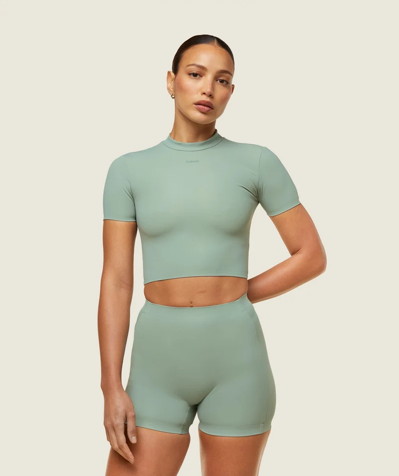 Gymshark everywear Cropped Active Tee - Dollar Green