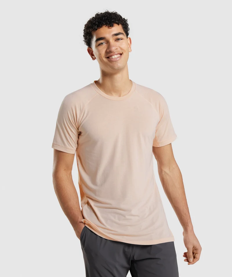 Gymshark Studio Amplify T-Shirt - Pink