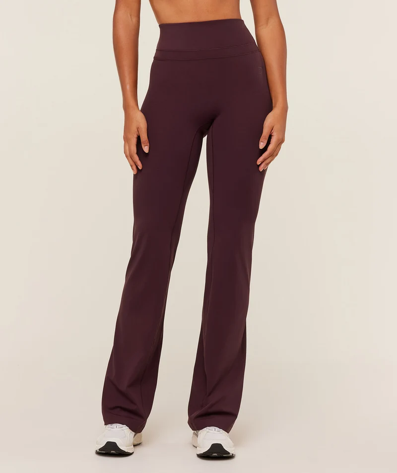 Gymshark Whitney Tall Flared Legging - Cherry Purple