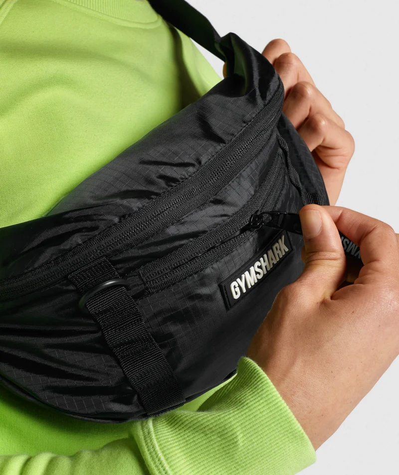 Gymshark Sleek Sling Bag - Black