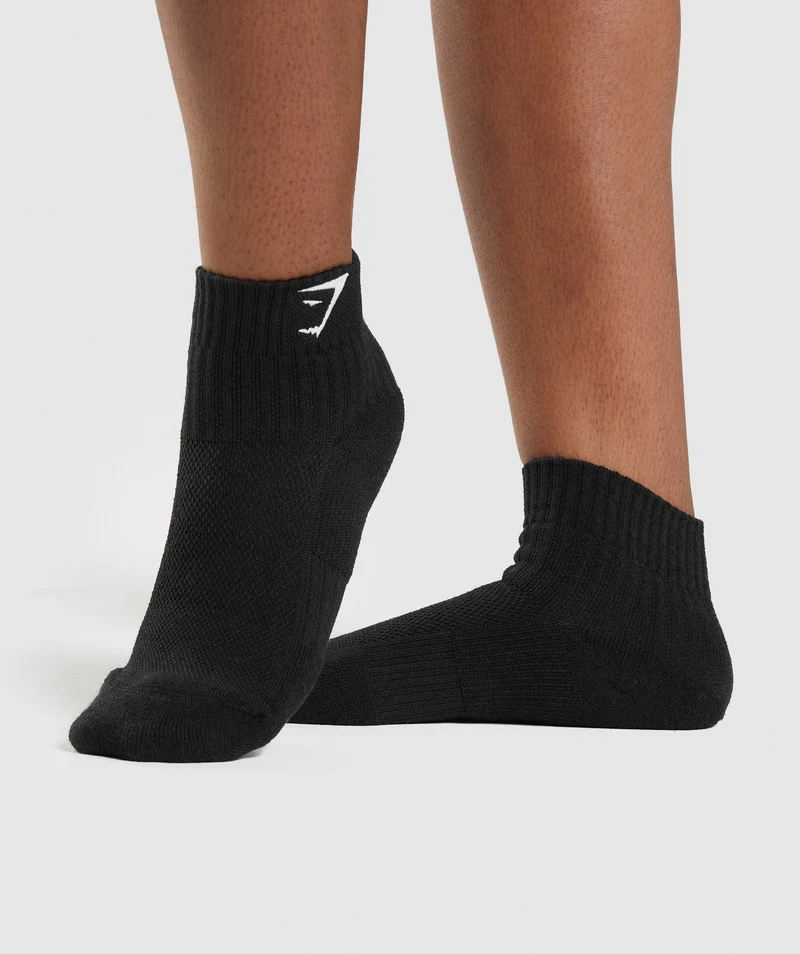 Gymshark Sharkhead Embroidered Quarter Socks 2pk - Black