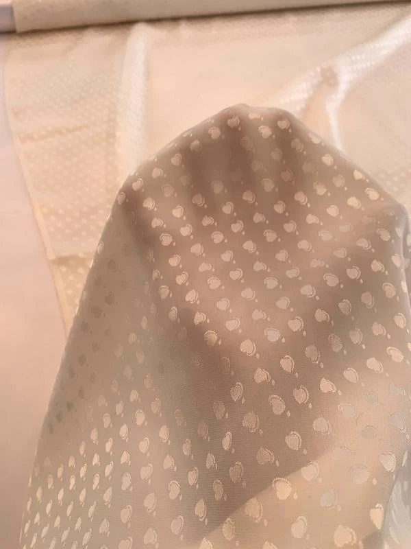 Ditsy Hearts Silk Jacquard - Off-White