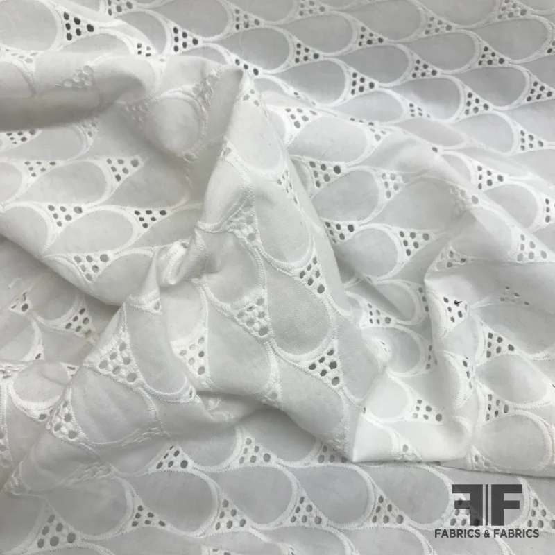 Geometric Cotton Eyelet - White