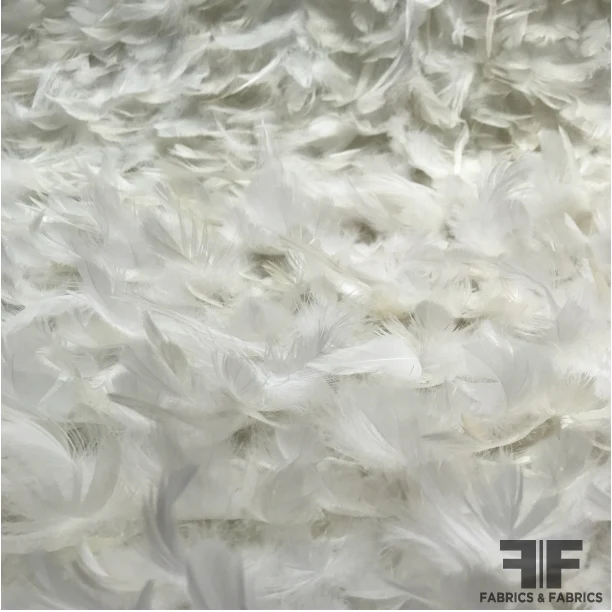 Novelty Feathers - White