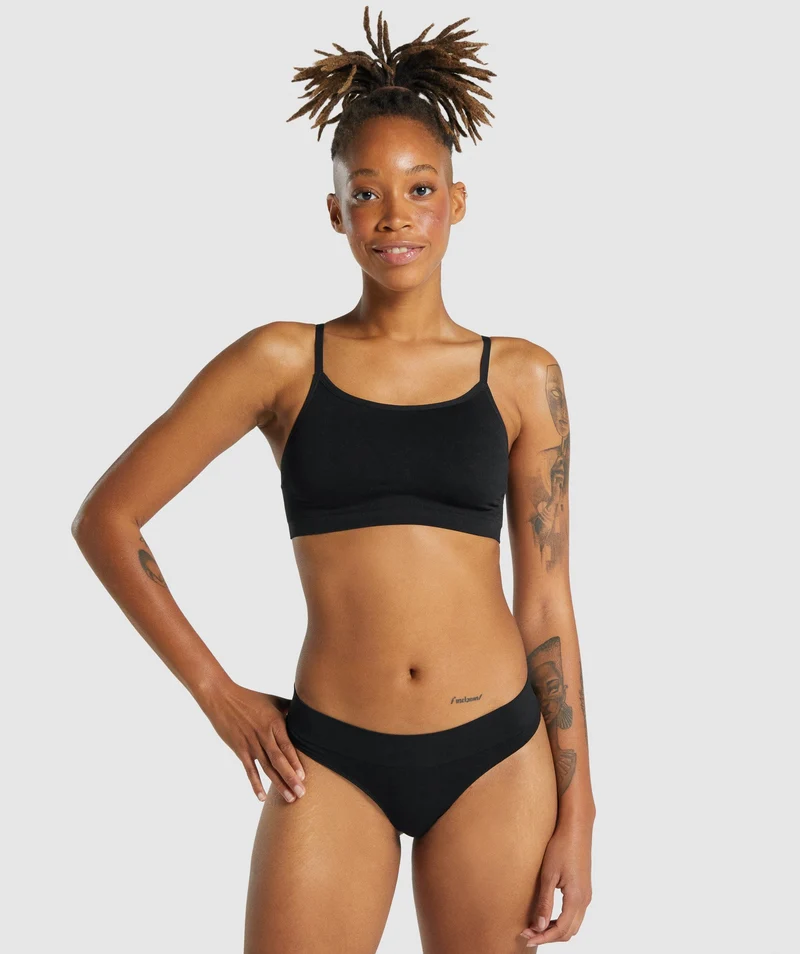 Gymshark Seamless Scoop Neck Bralette- Black
