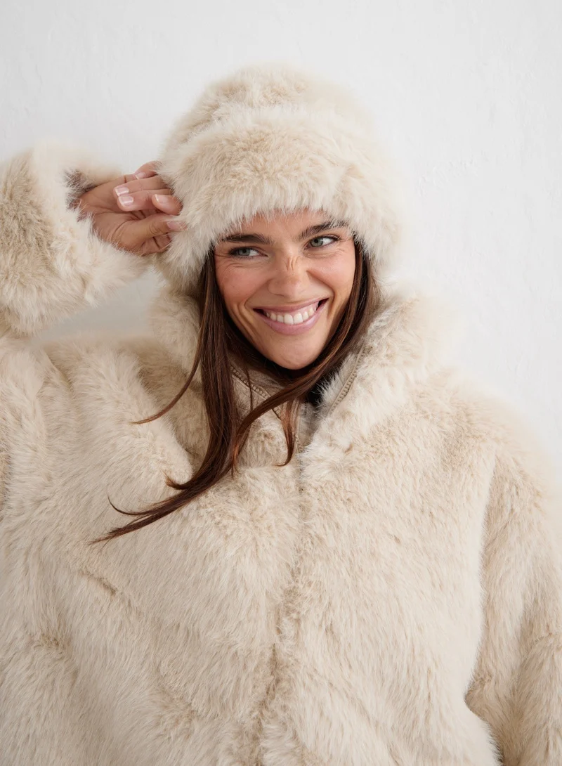 Sand Faux Fur Hat
