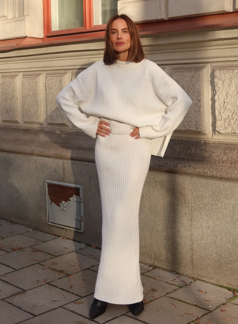Almond White Rib Knit Maxi Skirt