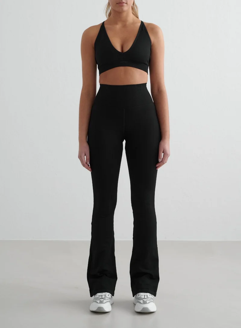 Black Shape Seamless Flare Tights & Cross Back Bra Set