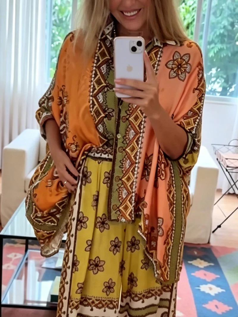 Unique Satin Paisley Print Batwing Sleeve Cardigan Shirt