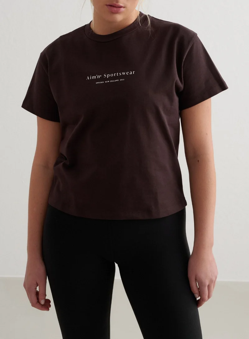 Cacao Serif Boxy T-shirt