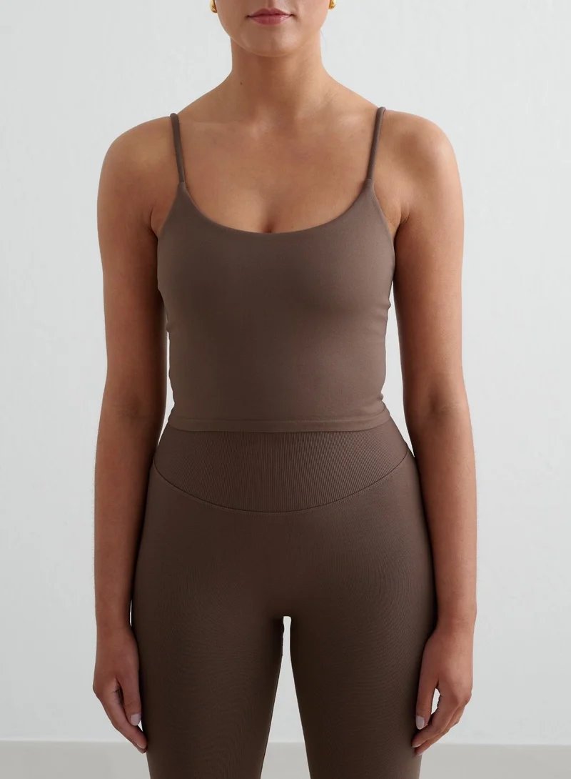 Macchiato Shape Seamless Strap Singlet