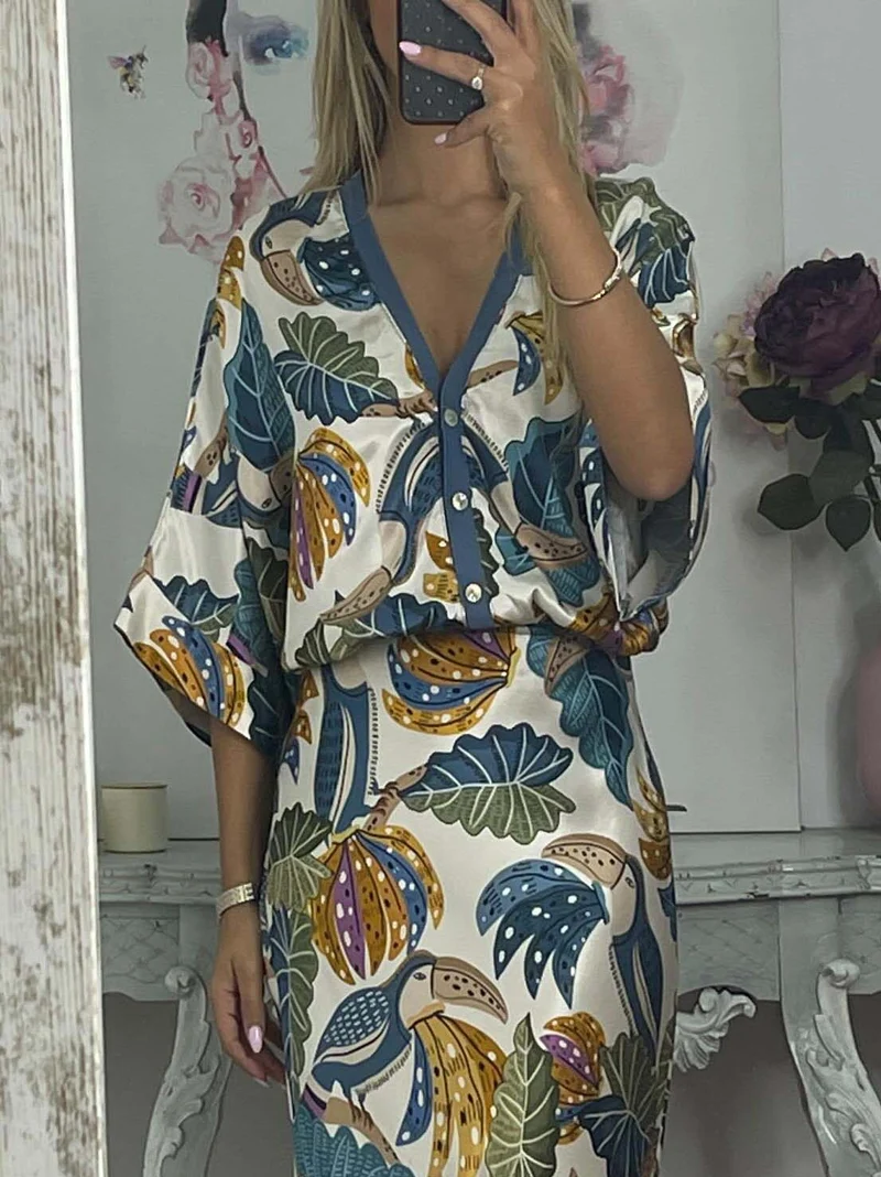 Retro Jungle Palm Leaf Satin Print Batwing Sleeve Shir