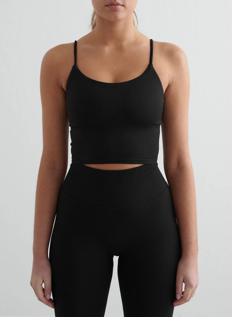 Black Shape Seamless Strap Singlet