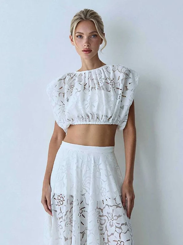 Elegant Lace Sleeveless Tank Top