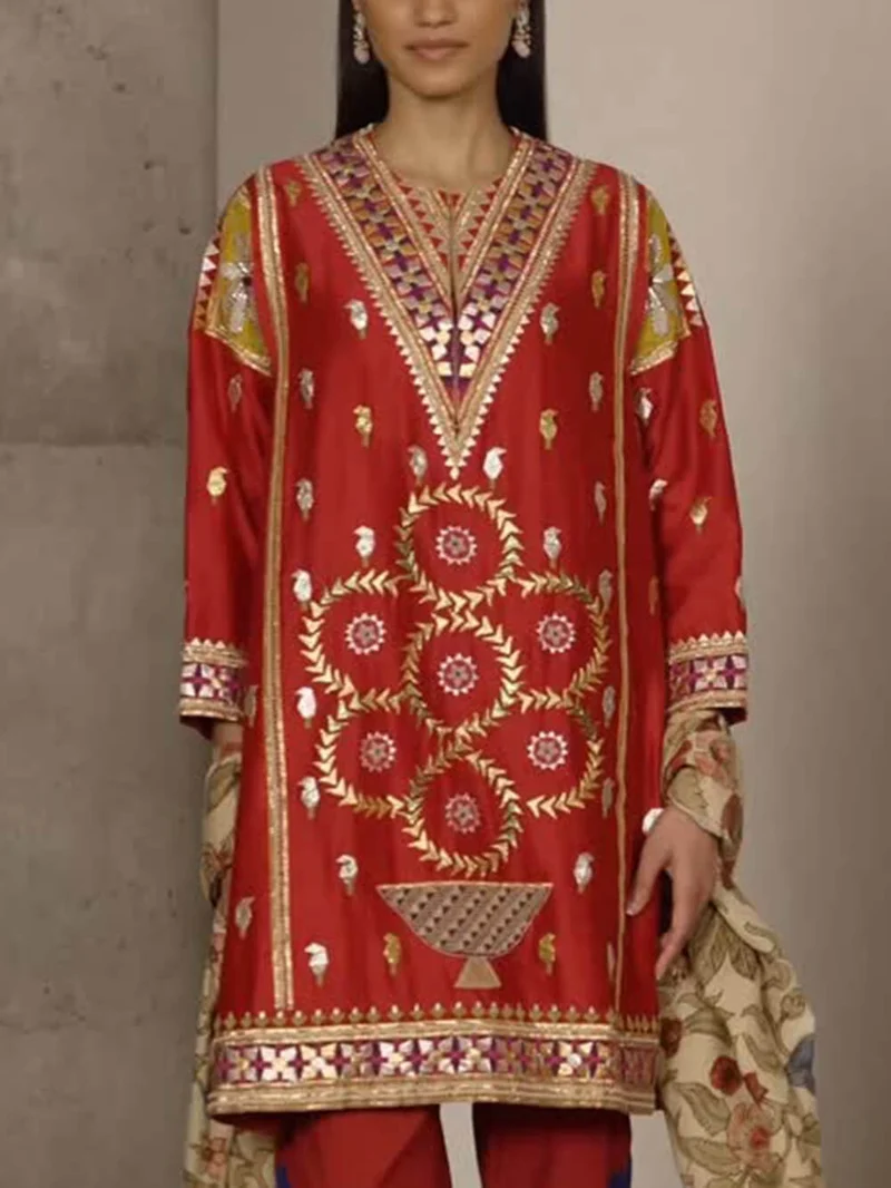 Unique Ethnic-Print Loose Mid-Length Top