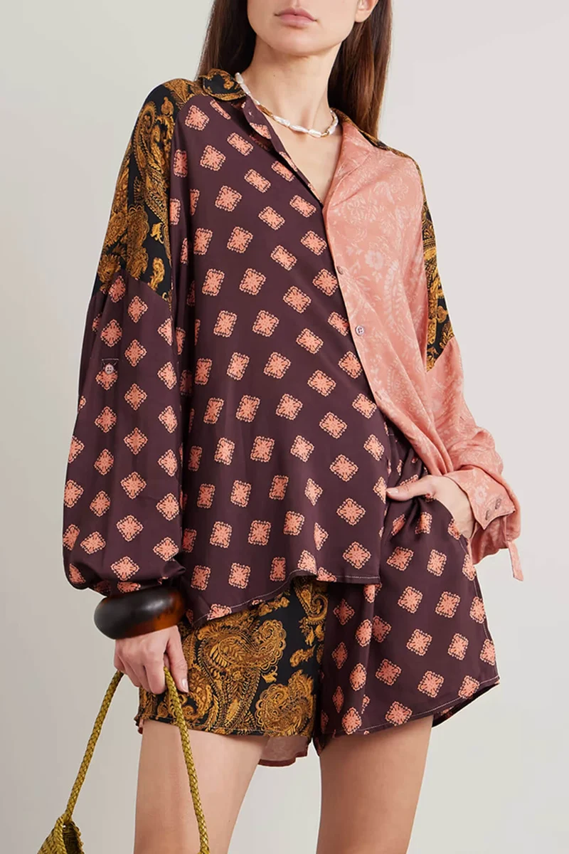 Exquisite Two-Tone Printed Loose Shirt And Pockets Elastic-Waist Shorts Set