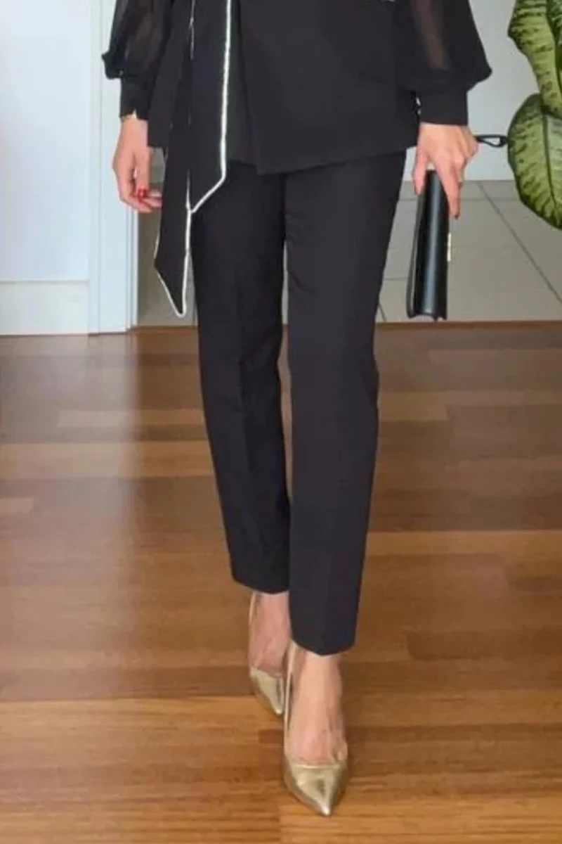 Exquisite High-Waist Slim Fit Tapered Pants