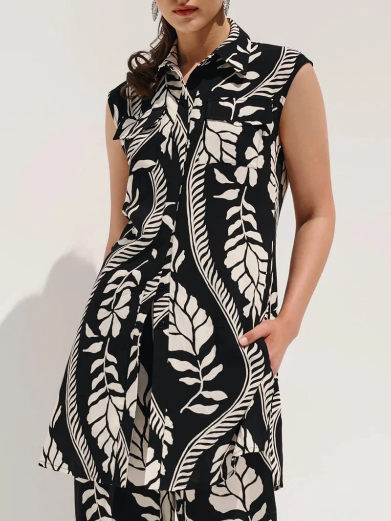 Unique Sleeveless Floral Print Tank Shirt