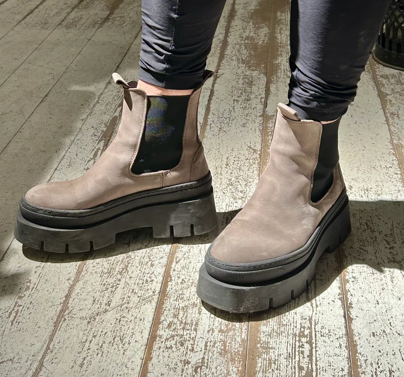 Bekväma mockaboots från Pavement