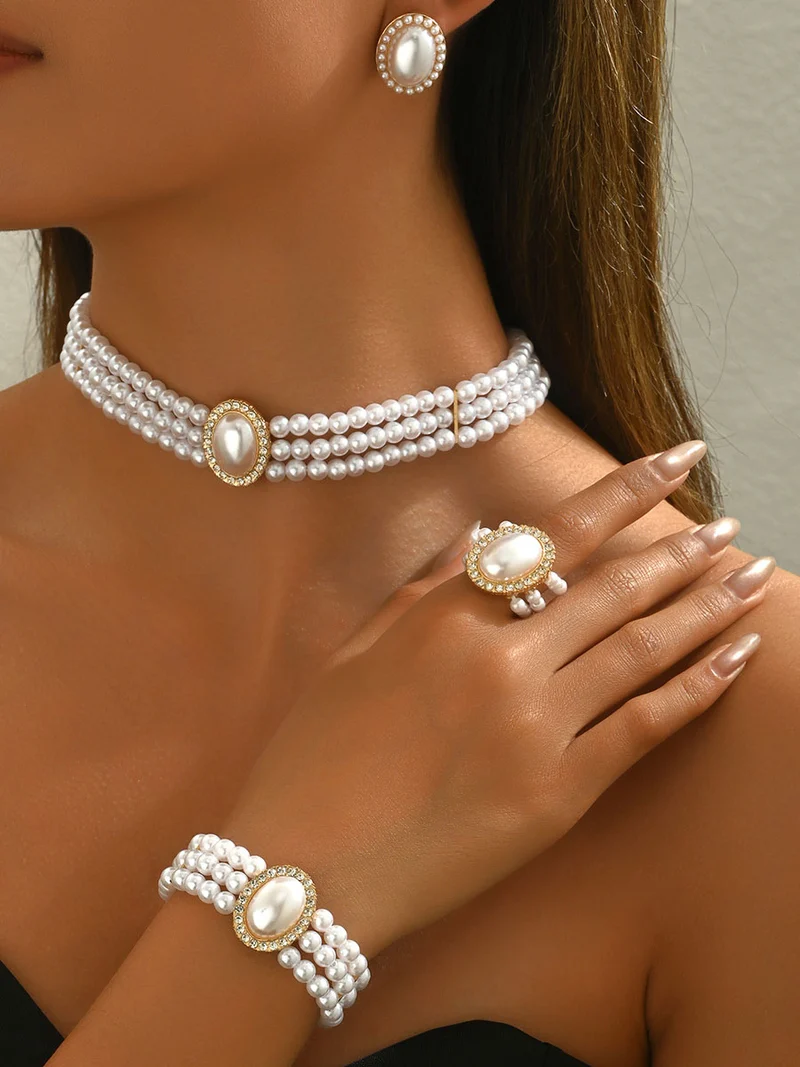 Versatile Retro Multi-layer Diamond And Pearl Clavicle Necklace Set