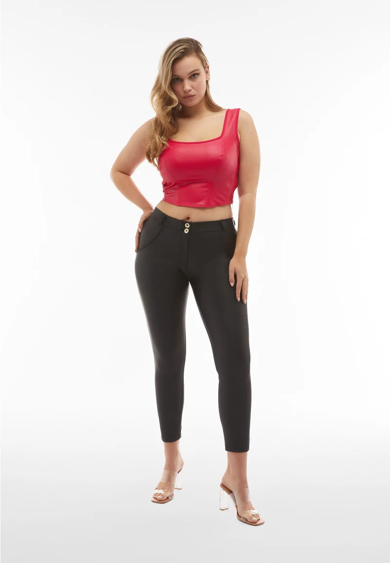 WR.UP Push-Up Regular Waist Skinny 7/8 Vegan Leather Pant - Black