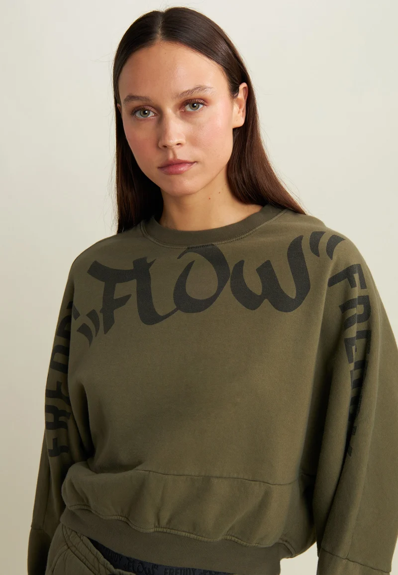 Oversized cropped sweatshirt with large Flow print
