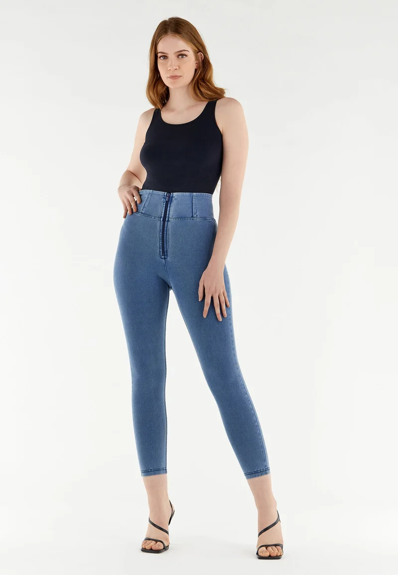 WR.UP Curvy Push-Up High Waist Skinny 7/8 Denim Jeans - Denim Light Blue - Blue Seam