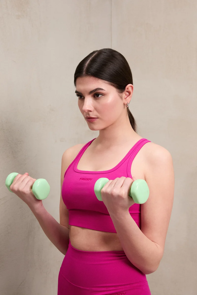 Seamless Sport Top Medium Support Round Neck - Fuchsia Red