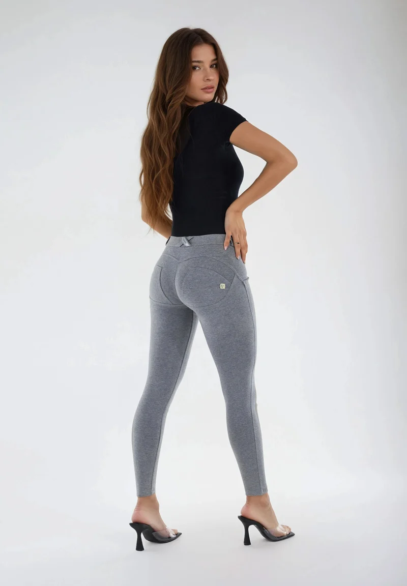 WR.UP Push-Up Regular Waist Skinny Pants - Medium Mélange Gray